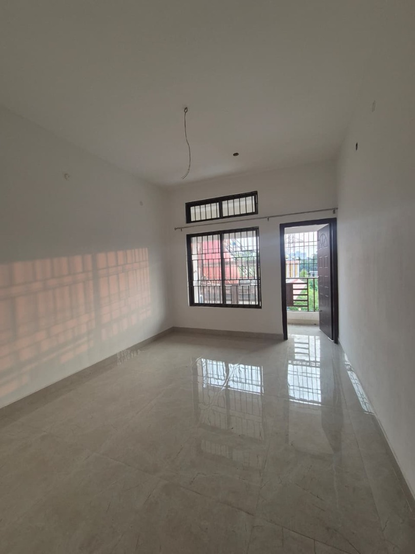 Semi Furnished 3bhk in Kahilipara, Guwahati, Assam, India for Rent
